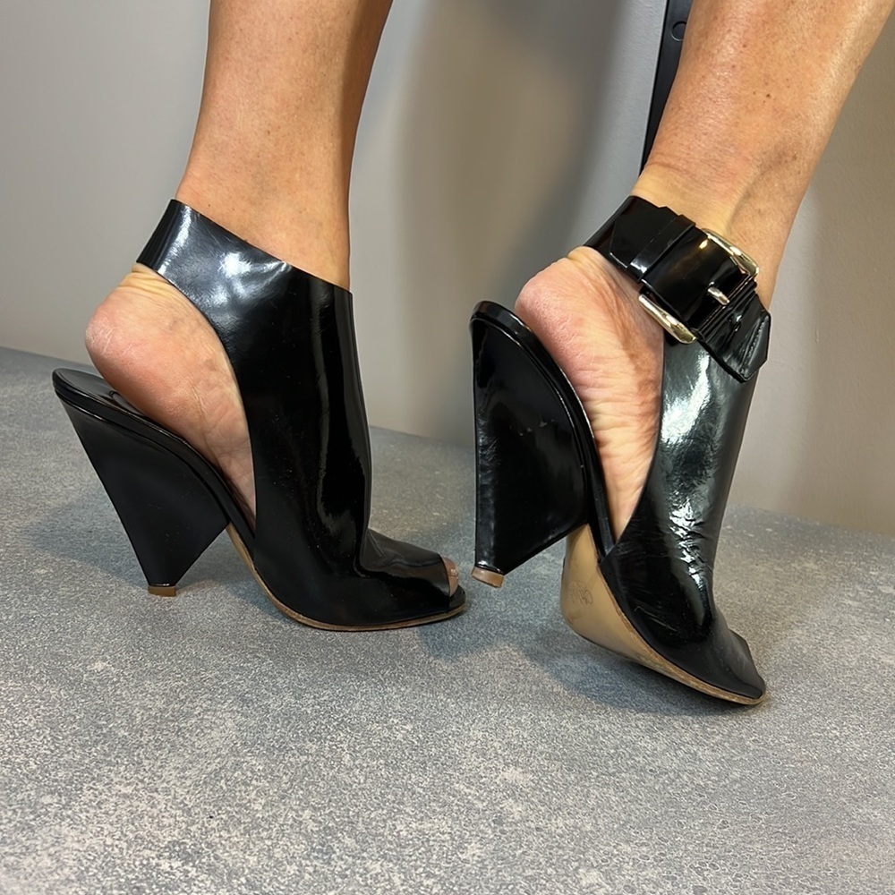 CHLOE Black Patent leather